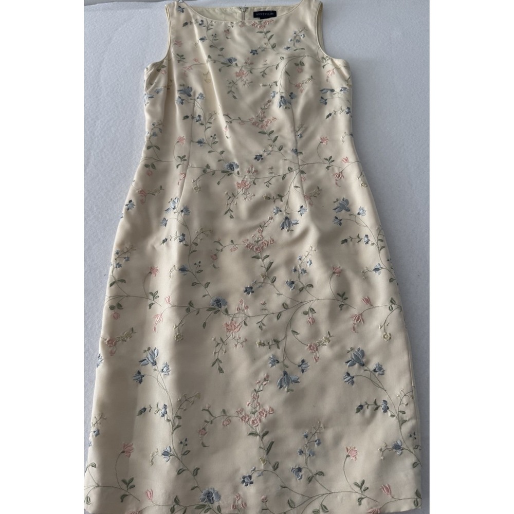 Ann Taylor 100% Silk Shift Dress In Yellow Floral Embroidery Size 8